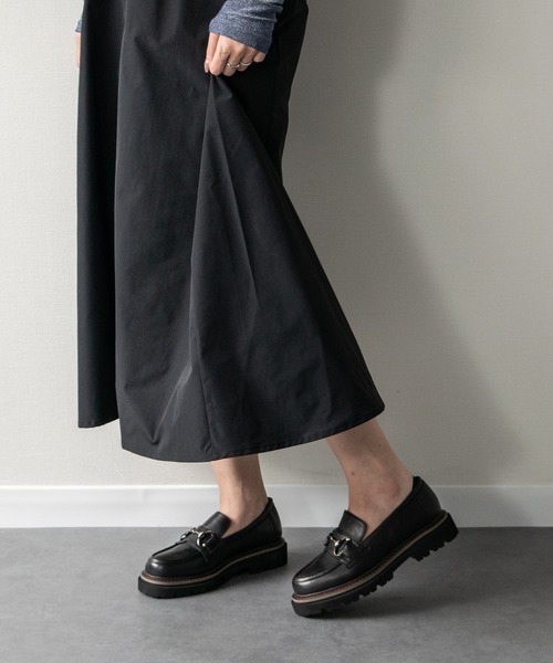 inter-chaussures（インターショシュール）の「【INTER-CHAUSSURES】撥水厚底ビットローファー(I51616)（ローファー・レディース・ブラック/ブラック系その他2/ブラック系その他・35/36/37/38/39）」の12枚目の写真