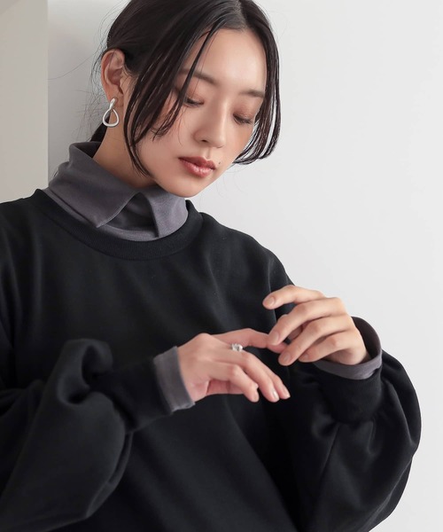 n'OrLABEL(ノアールレーベル)の「【吸湿発熱・保温・帯電防止】シャツ襟ハイネックカットソー(Tシャツ/カットソー・レディース・ブラック/グレイッシュベージュ/アイボリー/チャコール/ネイビー・M/LL/L)」の12枚目の写真