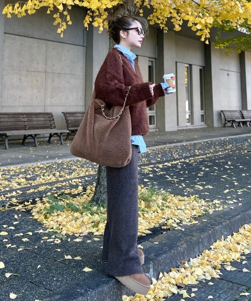 LAULEN(ローレン)の「v neck shaggy oversize knit pullover /Vネックシャギーオーバーサイズニットプルオーバー(ニット/セーター・レディース・ベージュ/ブラウン/グレー・FREE)」の10枚目の写真