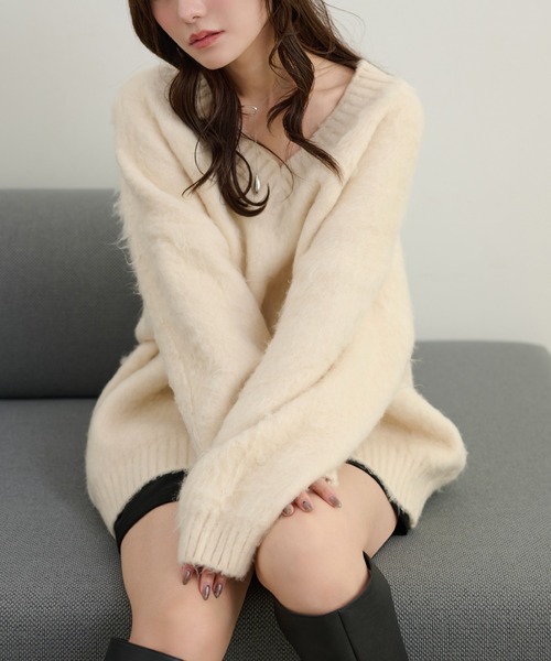 LAULEN(ローレン)の「v neck shaggy oversize knit pullover /Vネックシャギーオーバーサイズニットプルオーバー(ニット/セーター・レディース・ベージュ/ブラウン/グレー・FREE)」の14枚目の写真