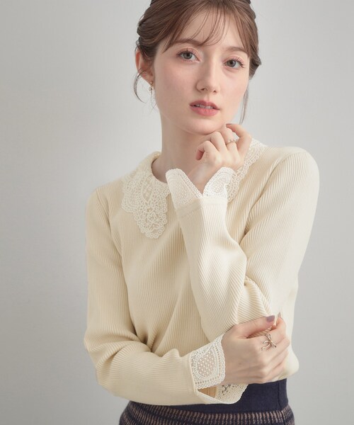 couture brooch（クチュールブローチ）の「【着映え・フェミニン・通勤】レース衿カフス付きリブニット（ニット/セーター・レディース・アイボリー/ブラック/ベージュ/ブラック系6・36/38/42）」の20枚目の写真