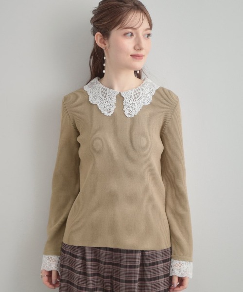 couture brooch（クチュールブローチ）の「【着映え・フェミニン・通勤】レース衿カフス付きリブニット（ニット/セーター・レディース・アイボリー/ブラック/ベージュ/ブラック系6・36/38/42）」の7枚目の写真