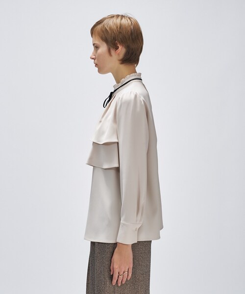 cloenc（クロエンス）の「【手洗い可】ベロアリボンフリルブラウス（シャツ/ブラウス・レディース・ライトブルー/オフホワイト/ダークブラウン・02）」の15枚目の写真