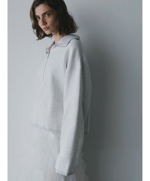 HER.（ハー）の「ビッグカラーハーフジッププルオーバー（Tシャツ/カットソー・レディース・グレー/ライトグレー・フリー）」の5枚目の写真