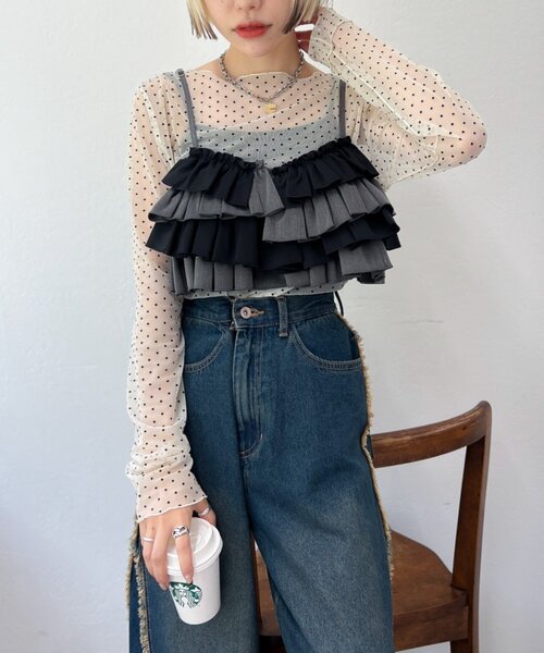 w closet（ダブルクローゼット）の「ふりふりビスチェ（キャミソール・レディース・ブラック/ブルー・FREE）」の3枚目の写真