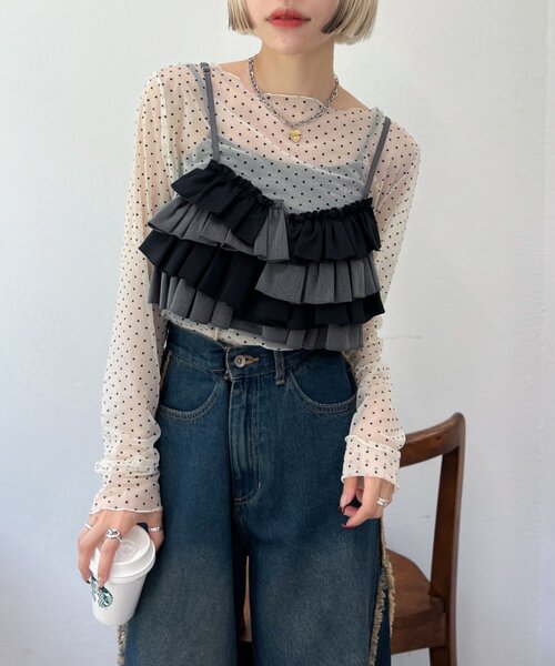 w closet（ダブルクローゼット）の「ふりふりビスチェ（キャミソール・レディース・ブラック/ブルー・FREE）」の4枚目の写真