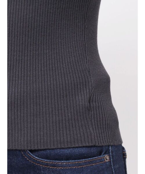 MERCURYDUO（マーキュリーデュオ）の「【追加生産】アシメパールチェーンワンショルニット（ニット/セーター・レディース・チャコールグレー/ブラック/ベージュ/ピンク・FREE）」の18枚目の写真