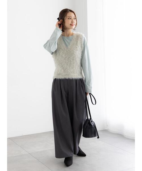 Te chichi（テチチ）の「シャギーヤーンVネックベスト（ベスト・レディース・グレー/ブラック/モカ・F）」の4枚目の写真