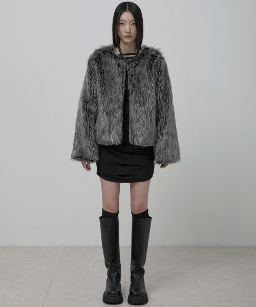 FLAREUP(フレアアップ)の「Fur Jacket (FL-046_Charcoal)(ムートンコート・レディース・ブラック・1/2)」の21枚目の写真
