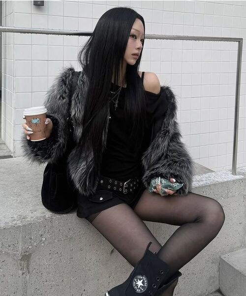 FLAREUP(フレアアップ)の「Fur Jacket (FL-046_Charcoal)(ムートンコート・レディース・ブラック・1/2)」の17枚目の写真