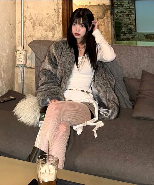 FLAREUP(フレアアップ)の「Fur Jacket (FL-046_Charcoal)(ムートンコート・レディース・ブラック・1/2)」の18枚目の写真