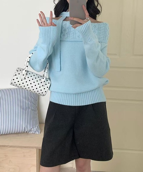 gossip!ロサンゼルス(ゴシップロサンゼルス)の「YUGA ワンショルダー ホルターネックリボンセーター(ニット/セーター・レディース・グレー/ホワイト/ライトグレー/イエロー/ネイビー・FREE)」の7枚目の写真