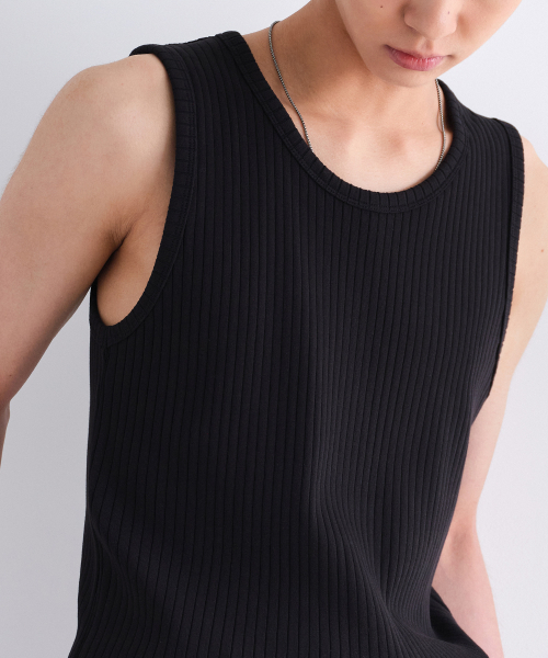 MUSINSA STANDARD（ムシンサスタンダード）の「ワイドリブタンクトップ[ブラック]（Tシャツ/カットソー・メンズ・その他・SMALL/MEDIUM/LARGE/X-LARGE/XX-LARGE/XXX-LARGE）」の4枚目の写真