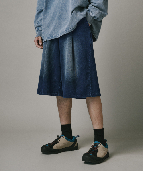 Verdnt（バーダント）の「ワンデニムテリースウェットバミューダショーツ[インディゴ]（その他パンツ・レディース・ダークインディゴブルー・SMALL/MEDIUM/LARGE）」の2枚目の写真