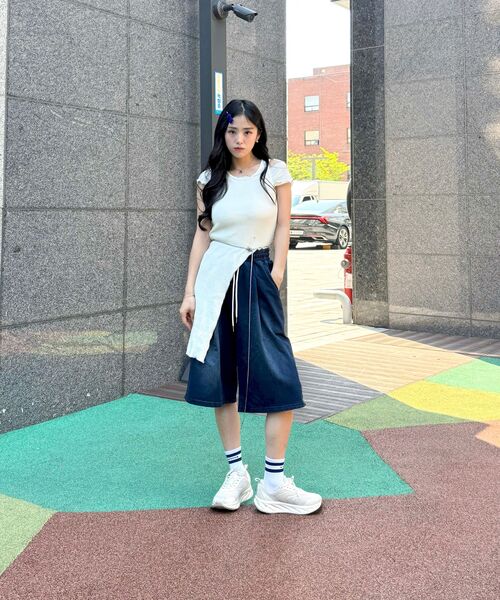 Verdnt（バーダント）の「ワンデニムテリースウェットバミューダショーツ[インディゴ]（その他パンツ・レディース・ダークインディゴブルー・SMALL/MEDIUM/LARGE）」の9枚目の写真