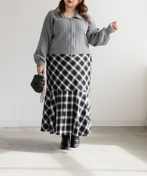 CLETTE(クレット)の「CLETTEオリジナルケーブル編み襟付きジップニット(ニット/セーター・レディース・ピンク/ブラウン/グレー・LL/3L/4L)」の8枚目の写真