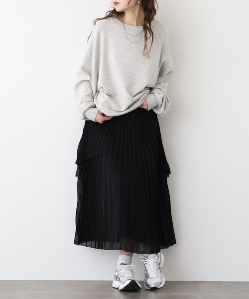 &soiree(アンドソワレ)の「&soiree ラメ生地 ティアードプリーツスカート(スカート・レディース・ブラウン/ブラック/シルバー・FREE)」の7枚目の写真