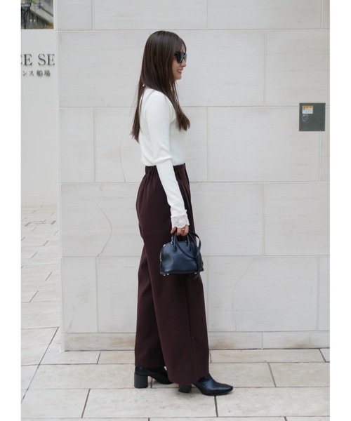 BeBeoD（べベッド）の「センタープレスタックワイドパンツ（その他パンツ・レディース・ブラック/チャコールグレー/ブラウン/ネイビー・フリー）」の11枚目の写真