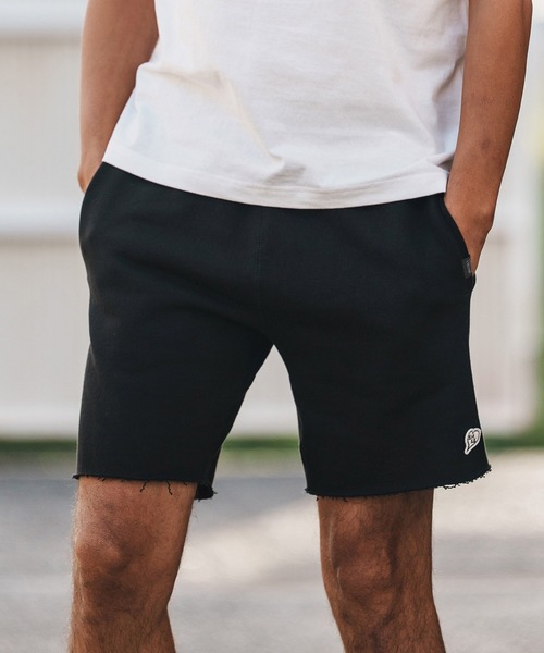 1minute 1second(ワンミニットワンセカンド)の「mp14370-heavy weight cut off shorts with heart patch カットオフショートパンツ(1M26H300)(その他パンツ・メンズ・ブラック/トップグレー/ネイビー・S/M/L/XL)」の4枚目の写真