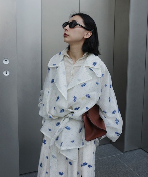 DOT FLOWER VEIL TRENCH（トレンチコート）｜Ameri（アメリ）の