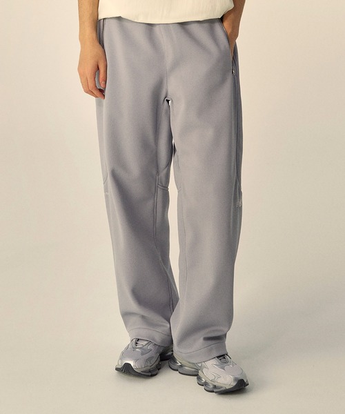 NEW BALANCE(ニューバランス)の「Abzorb 2000(スニーカー・メンズ・ブラック/シルバー・22.5cm/30.0cm/24.0cm/23.5cm/23.0cm/29.0cm/28.5cm/28.0cm/27.5cm/27.0cm/26.5cm/26.0cm/25.5cm/25.0cm/24.5cm)」の15枚目の写真