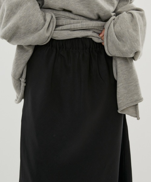 FUULLY STUDIO（フーリィーステューディオ）の「ビンテージサテンフレアスカート（スカート・レディース・アイボリー/チャコールグレー・FREE）」の10枚目の写真