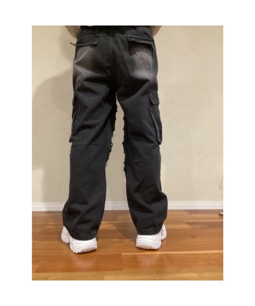 Bling Leads(ブリングリーズ)の「【Blss】【Bling Leads】ダメージ加工カーゴパンツ(デニムパンツ・メンズ・ブラック・FREE)」の3枚目の写真