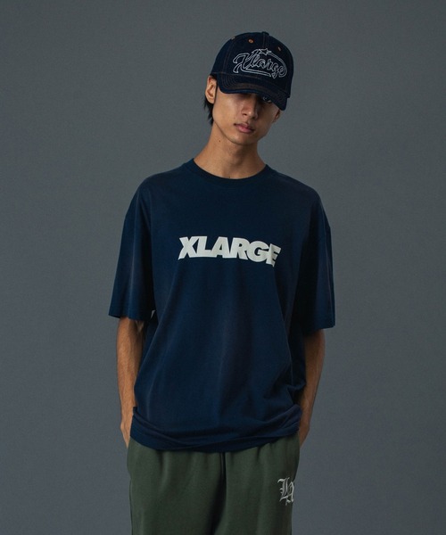 XLARGE（エクストララージ）の「DISCHARGE PRINTED STANDARD LOGO S/S TEE（Tシャツ/カットソー・メンズ・パープル/ネイビー/ブラック・S/M/L/XL）」の10枚目の写真