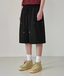 bounDary（バウンダリー）の「Double Knee Rivet Bermuda Shorts [Black]（スウェットパンツ）」