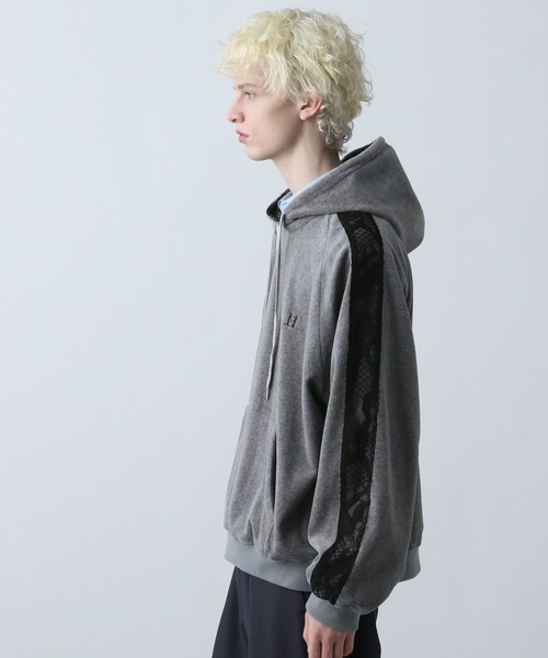 HARE(ハレ)の「レースキリカエキモウパーカー(HARE)(パーカー・メンズ・ブラック・FREE)」の13枚目の写真