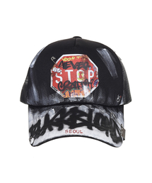 BLACK BLOND（ブラック ブロンド）の「ビビディ ネバー ストップ ペインテッド トラッカー メッシュ キャップ (ブラック)（キャップ）」
