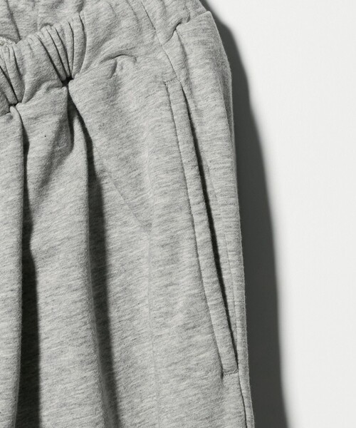 6（ロク）の「＜6(ROKU)＞コットンウラケ ギャザーパンツ GRAY（スウェットパンツ・レディース・グレー系・38/36）」の4枚目の写真
