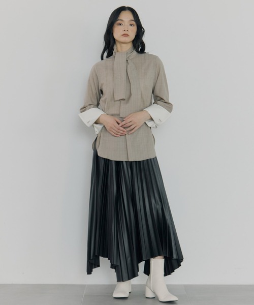STUDIOUS（ステュディオス）の「【STUDIOUS/ステュディオス】Waist Tucked Wool Shirt/ウエストタックウールシャツ（シャツ/ブラウス・レディース・ベージュ/グレー・FREE）」の15枚目の写真