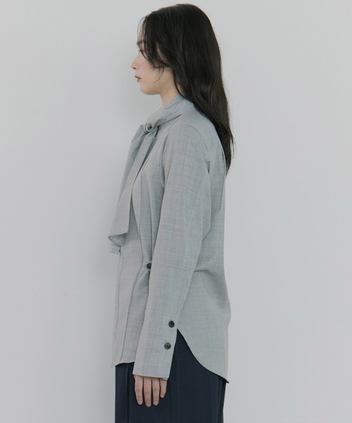 STUDIOUS（ステュディオス）の「【STUDIOUS/ステュディオス】Waist Tucked Wool Shirt/ウエストタックウールシャツ（シャツ/ブラウス・レディース・ベージュ/グレー・FREE）」の11枚目の写真