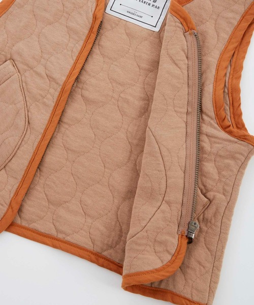 Ocean&Ground(オーシャン&グラウンド)の「ニットキルトノーカラーベスト(ベスト・キッズ・オリーブ/ベージュ/チャコール・80/90/100/110/120/130/140)」の14枚目の写真