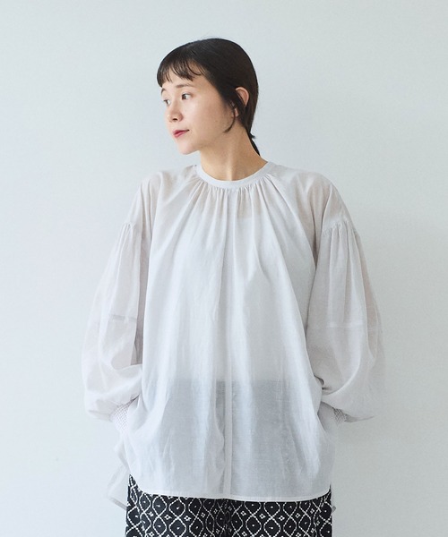 yuni（ユニ　）の「100/1Cotton/Cupra gather sleevesブラウス（シャツ/ブラウス・レディース・グレー・FREE）」の11枚目の写真