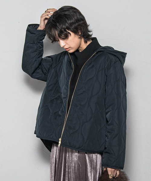 MAYSON GREY(メイソングレイ)の「【WEB限定】キルティング×ボアブルゾン≪手洗い可能≫(ダウンジャケット/コート・レディース・ブラック/オフホワイト/ベージュ・M)」の4枚目の写真