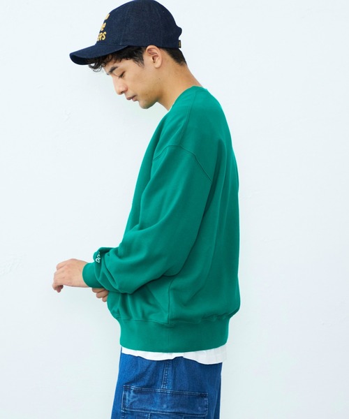 Lee(リー)の「Lee/リー デニムロゴパッチスウェット(スウェット・メンズ・オフホワイト/レッド/グリーン・SMALL/MEDIUM/X-LARGE/LARGE)」の16枚目の写真