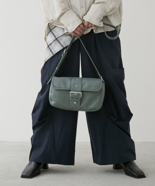 Aunt Marie's（アントマリーズ）の「フロントベルトフラップショルダーバッグ（ショルダーバッグ・レディース・グリーン/ブラック/イエロー・FREE）」の10枚目の写真