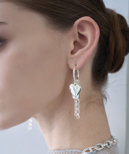 HARE（ハレ）の「モチーフツキピアス(HARE)（ピアス（両耳用）・レディース・シルバー・FREE）」の6枚目の写真