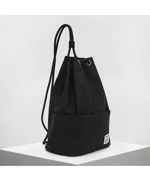 TRM(スリーマインズ)の「TRM リサイクルナイロン ラッキードロウバックパック T53G(バックパック/リュック・レディース・ブラック・FREE)」の1枚目の写真