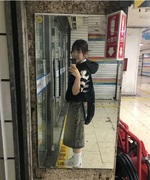 LMCの「ブラッシュウォッシュデニムカーペンターショーツサンド(その他パンツ・レディース・その他・S/M/L)」の14枚目の写真