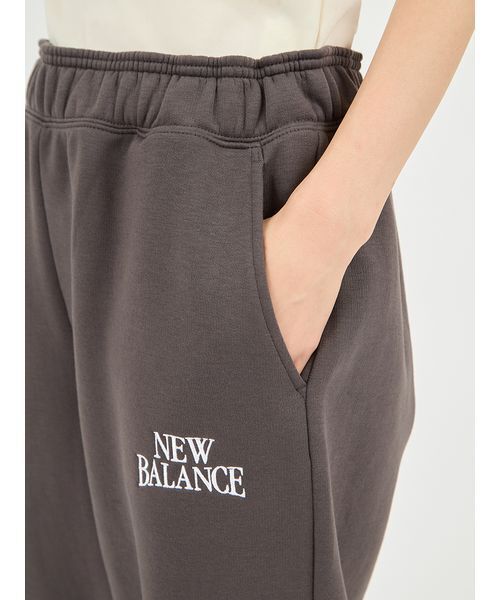 NEW BALANCE（ニューバランス）の「【New Balance for emmi】Track side フリースバレルパンツ（その他パンツ・レディース・チャコールグレー・M/S）」の11枚目の写真