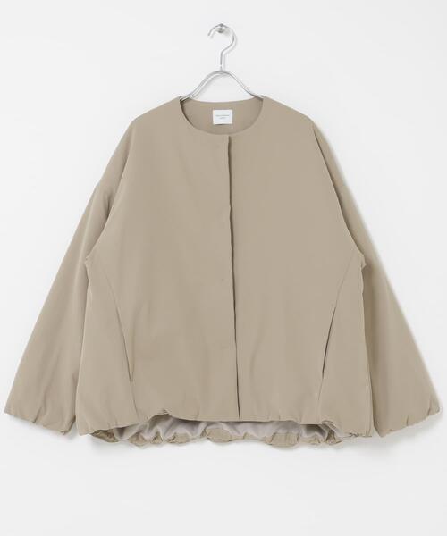 URBAN RESEARCH DOORS（アーバンリサーチドアーズ）の「撥水中綿ノーカラーコート | 軽量/中綿ジャケット/通勤/オフィスカジュアル/防寒（その他アウター・レディース・ブラック/ベージュ・FREE）」の16枚目の写真