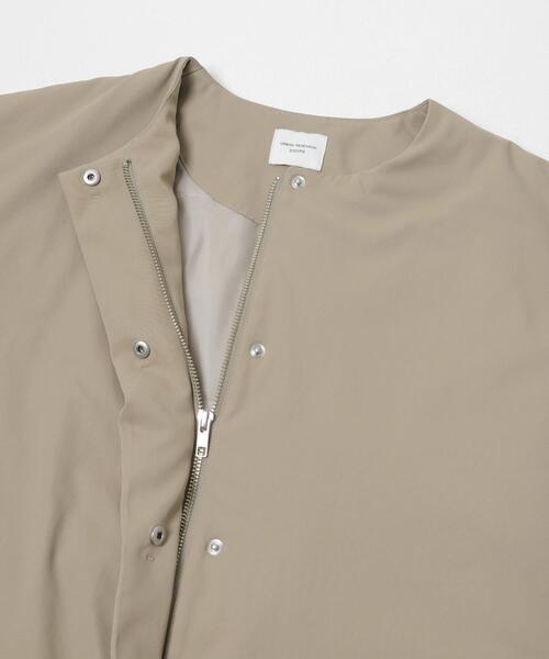 URBAN RESEARCH DOORS（アーバンリサーチドアーズ）の「撥水中綿ノーカラーコート | 軽量/中綿ジャケット/通勤/オフィスカジュアル/防寒（その他アウター・レディース・ブラック/ベージュ・FREE）」の17枚目の写真