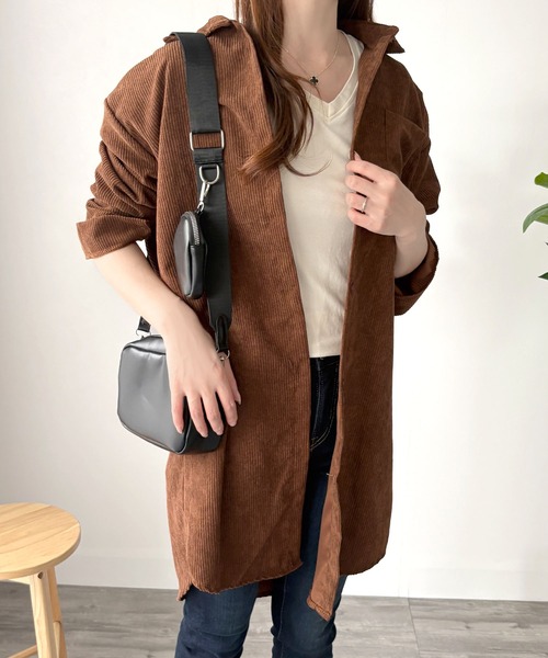 Amulet(アミュレット)の「ラフに抜け感◎体型カバーも叶う優秀シャツ★ オーバーサイズコーデュロイシャツ(シャツ/ブラウス・レディース・ブラウン/グレー・FREE)」の18枚目の写真