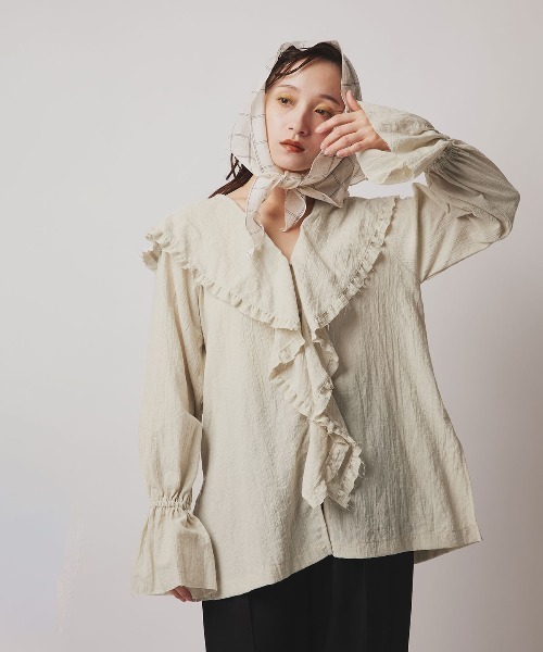 W:Huku(フーク)の「ミックス ガーゼ ビッグカラー フリル ブラウス / Mix Gauze Big Collar Frill Blouse(シャツ/ブラウス・レディース・ベージュ/ブルーグレー/ブラック/ホワイト・FREE)」の15枚目の写真