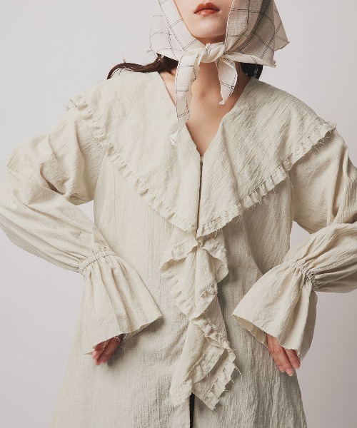 W:Huku(フーク)の「ミックス ガーゼ ビッグカラー フリル ブラウス / Mix Gauze Big Collar Frill Blouse(シャツ/ブラウス・レディース・ベージュ/ブルーグレー/ブラック/ホワイト・FREE)」の18枚目の写真
