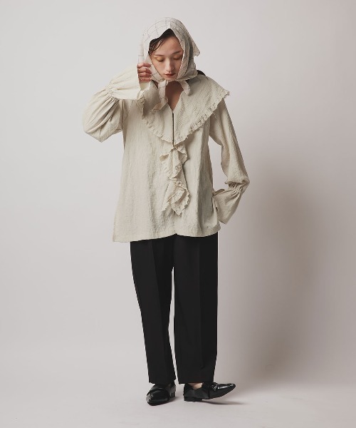 W:Huku(フーク)の「ミックス ガーゼ ビッグカラー フリル ブラウス / Mix Gauze Big Collar Frill Blouse(シャツ/ブラウス・レディース・ベージュ/ブルーグレー/ブラック/ホワイト・FREE)」の22枚目の写真