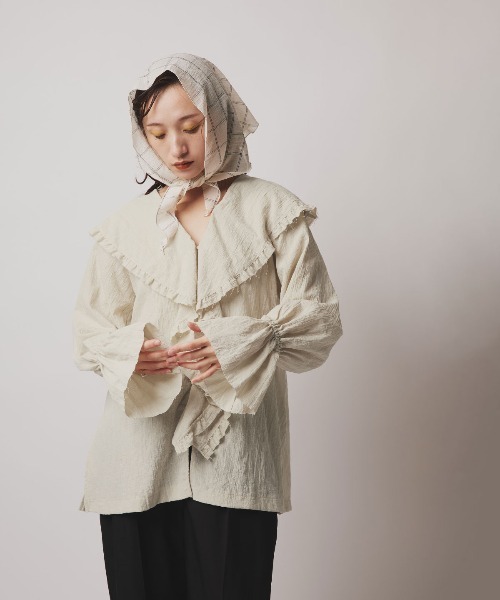 W:Huku(フーク)の「ミックス ガーゼ ビッグカラー フリル ブラウス / Mix Gauze Big Collar Frill Blouse(シャツ/ブラウス・レディース・ベージュ/ブルーグレー/ブラック/ホワイト・FREE)」の5枚目の写真
